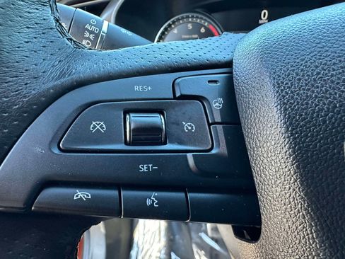 Used 2019 Cadillac XT4 Sport image 17