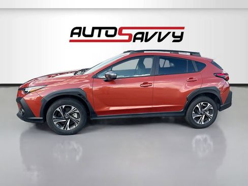 Used 2025 Subaru Crosstrek 2.0i Premium image 4