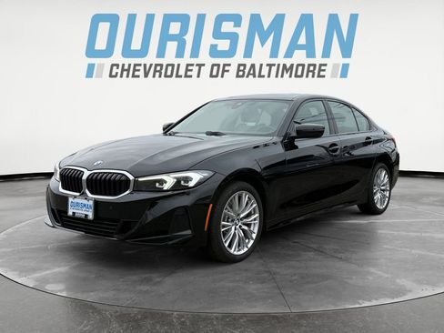 Used 2023 BMW 330i xDrive Sedan w/ Driving Assistance Package image 2