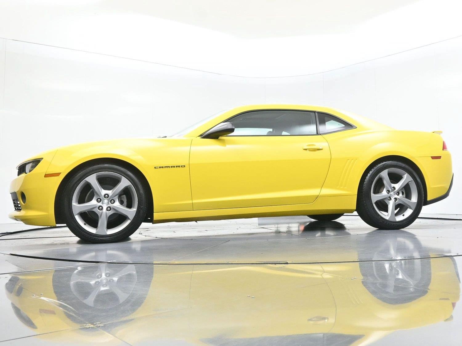 Used 2015 Chevrolet Camaro LT w/ RS Package RWD image 43