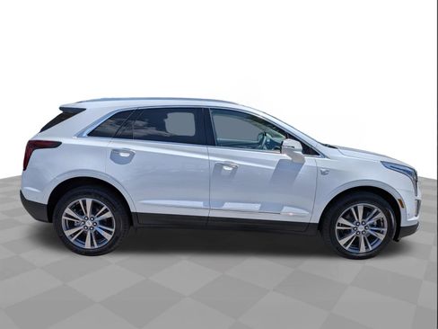 New 2026 Cadillac XT5 Premium Luxury w/ Driver Assist Package FWD image 3