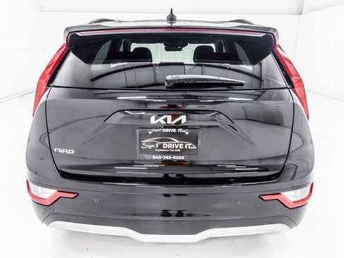 Used 2023 Kia Niro Wind FWD image 6