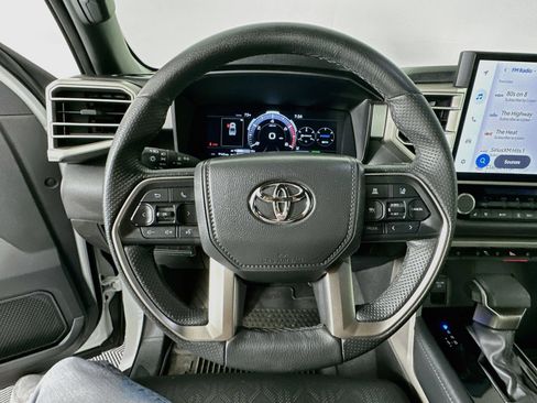 Certified 2025 Toyota Tundra Limited AWD/4WD image 11