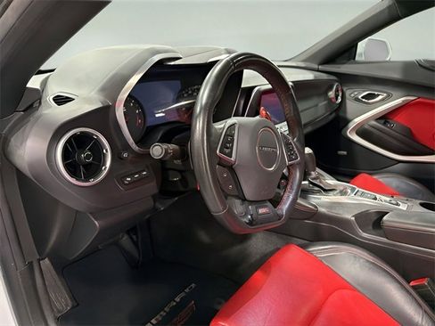 Used 2016 Chevrolet Camaro SS image 11