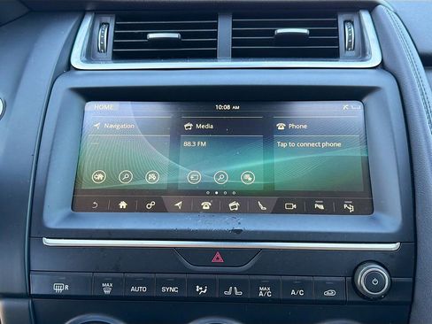 Used 2018 Jaguar E-PACE S image 30