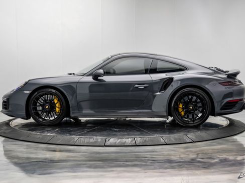Used 2017 Porsche 911 Turbo S image 8