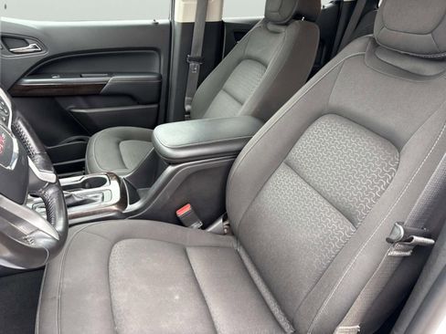 Used 2019 GMC Canyon SLE image 25