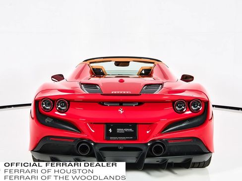 Used 2023 Ferrari F8 Tributo image 11