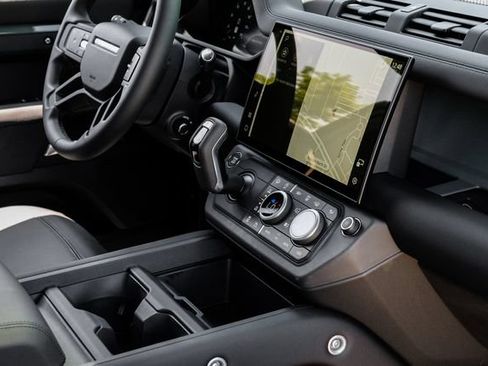 New 2026 Land Rover Defender 110 Trophy Edition AWD/4WD image 27