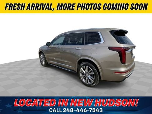 Used 2022 Cadillac XT6 Premium Luxury w/ Technology Package image 8