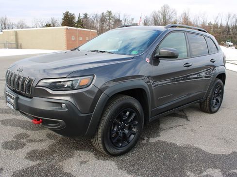 Used 2021 Jeep Cherokee Trailhawk w/ Comfort/Convenience Group image 5