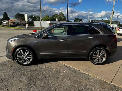 Used 2020 Cadillac XT5 Premium Luxury AWD/4WD image 4