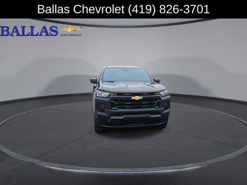 Certified 2023 Chevrolet Colorado W/T image 3