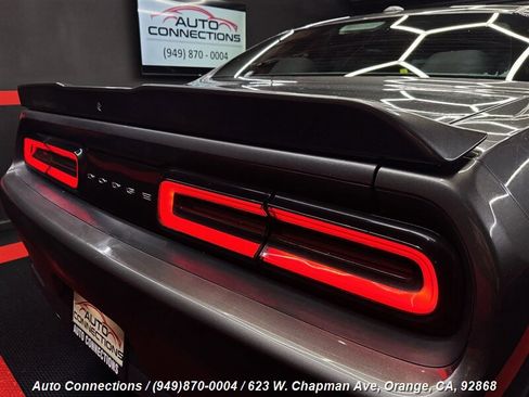 Used 2019 Dodge Challenger R/T image 28