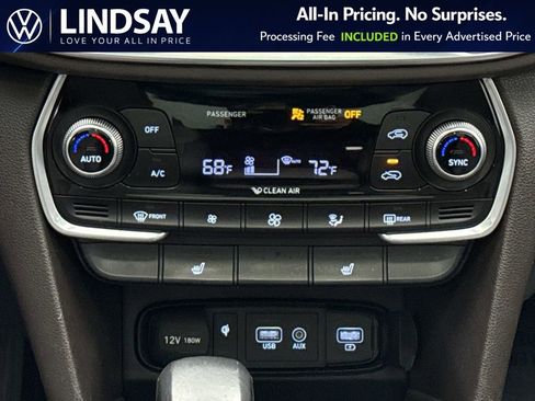 Used 2019 Hyundai Santa Fe Limited AWD/4WD image 15