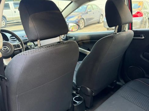 Used 2011 MAZDA MAZDA2 Touring FWD image 18