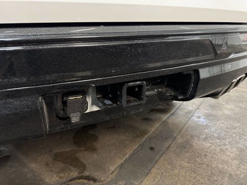 Used 2024 Chevrolet Traverse RS AWD/4WD image 7