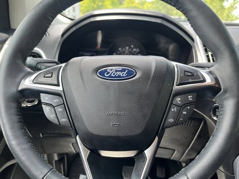 Used 2023 Ford Edge Titanium w/ Cargo Accessory Package AWD/4WD image 20