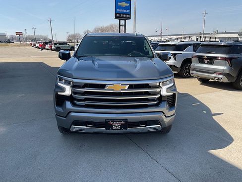 New 2026 Chevrolet Silverado 1500 High Country w/ High Country Premium Package image 3