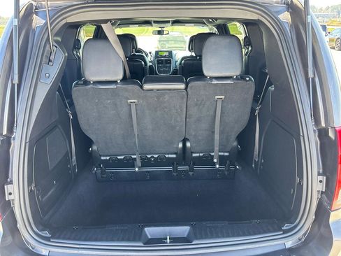 Used 2017 Dodge Grand Caravan GT image 24