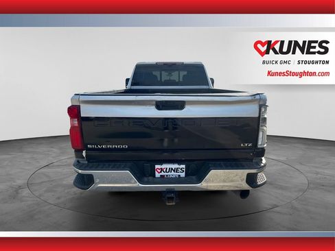 Used 2020 Chevrolet Silverado 3500 LTZ w/ LTZ Plus Package AWD/4WD image 7
