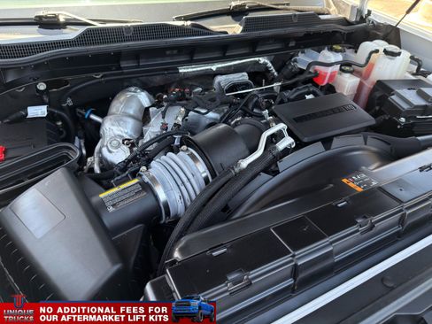 Used 2024 Chevrolet Silverado 3500 LT AWD/4WD image 13