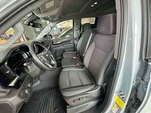 Used 2024 Chevrolet Silverado 1500 LT image 19
