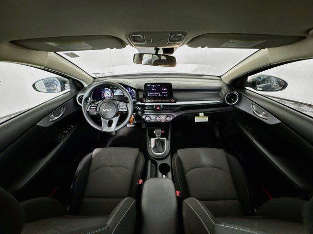 Certified 2024 Kia Forte LXS FWD image 28