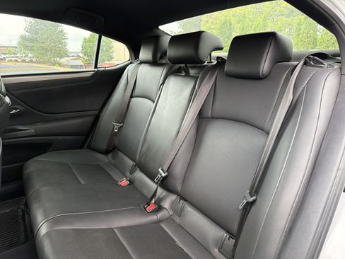 Used 2020 Lexus ES 350 F Sport w/ Accessory Package FWD image 9