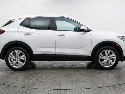 Used 2025 Buick Encore GX Preferred FWD image 11