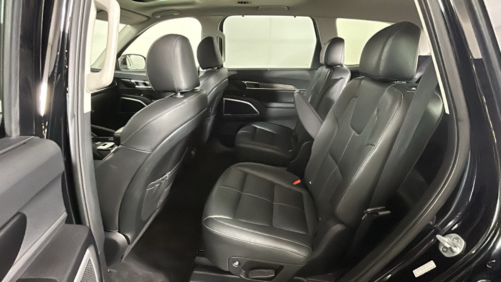 Used 2021 Kia Telluride EX w/ EX Premium Package AWD/4WD image 32