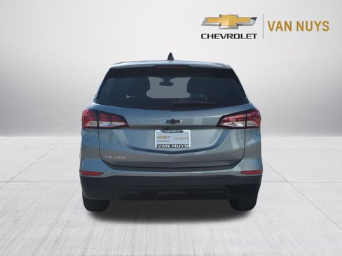 Used 2023 Chevrolet Equinox LS w/ LS Convenience Package FWD image 6