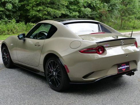 Used 2024 MAZDA MX-5 Miata RF Club w/ Weather Package RWD image 7