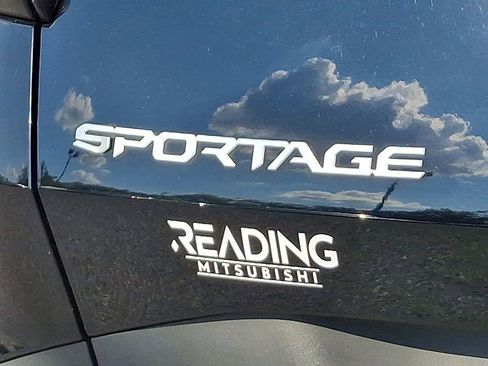 Used 2023 Kia Sportage EX image 32