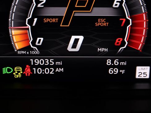 Used 2021 Lamborghini Urus image 76