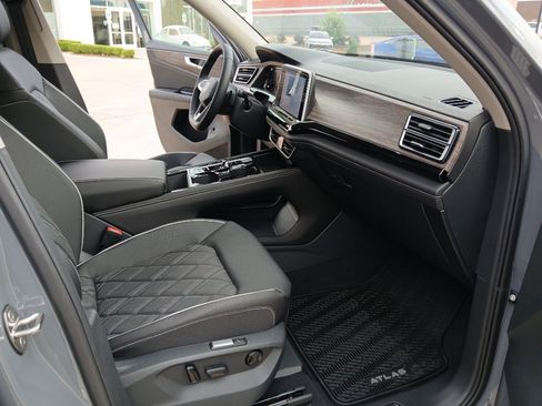 New 2026 Volkswagen Atlas SEL Premium R-Line AWD/4WD image 24