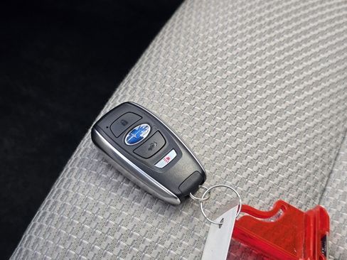 Used 2024 Subaru Forester Premium AWD/4WD image 35