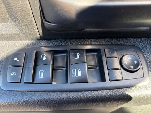 Used 2018 RAM 3500 Tradesman w/ Chrome Appearance Group AWD/4WD image 13
