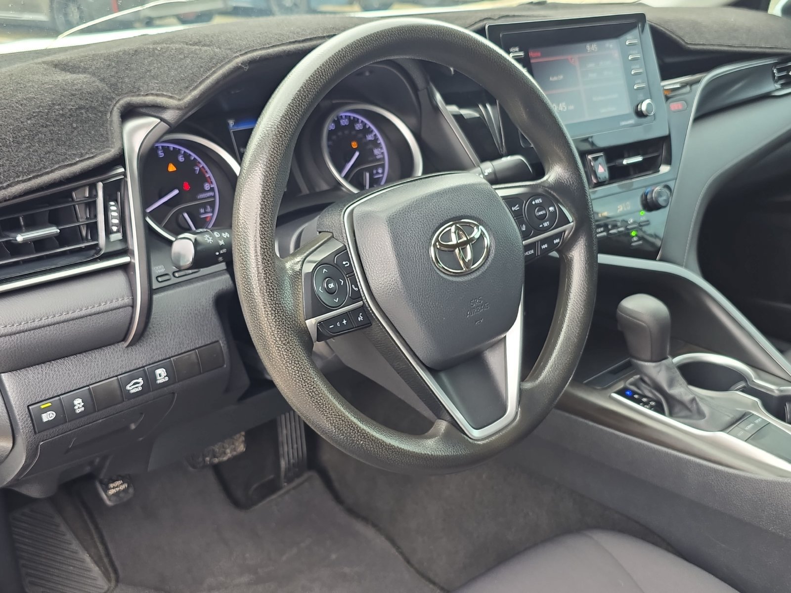Used 2022 Toyota Camry LE w/ Carpet Mat Package (TMS) FWD image 13