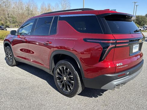 New 2026 Chevrolet Traverse LT w/ Sun and Wheel Package FWD image 5