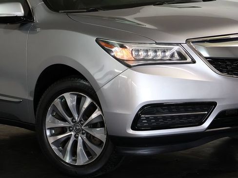 Certified 2016 Acura MDX w/ Technology Package AWD/4WD image 8