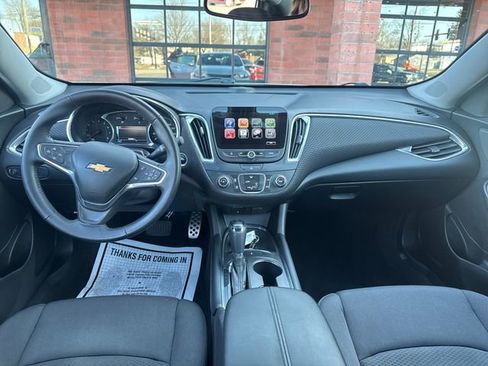 Used 2016 Chevrolet Malibu LT image 15