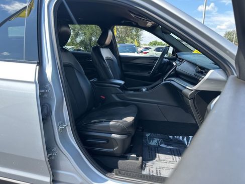 Used 2023 Jeep Grand Cherokee L Altitude image 26