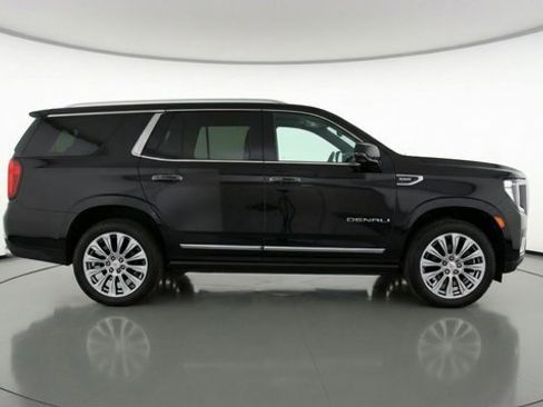 Certified 2023 GMC Yukon Denali image 8