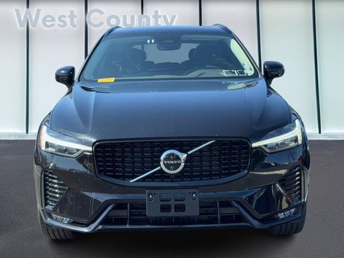 Certified 2025 Volvo XC60 B5 Plus image 10