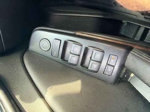 Used 2019 Chevrolet Tahoe 4WD image 12