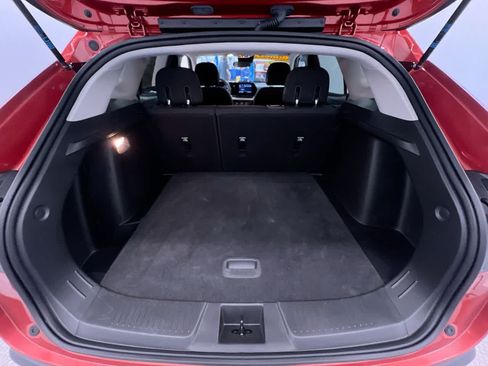 Used 2024 Chevrolet Trax LS w/ LS Convenience Package FWD image 40