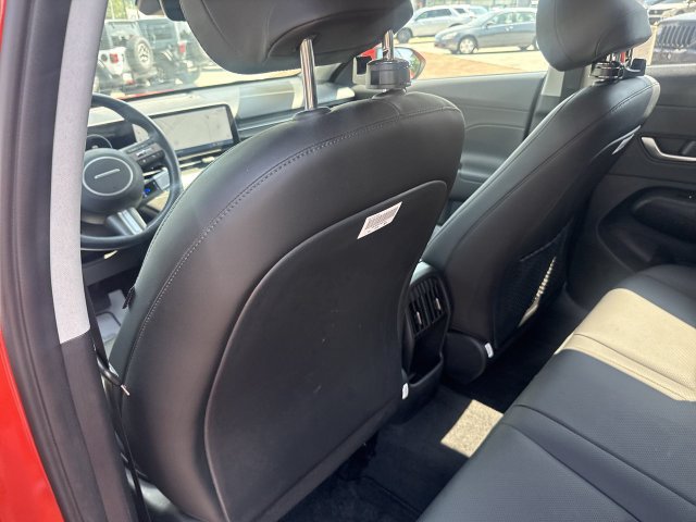 Used 2024 Hyundai Kona Limited AWD/4WD image 25