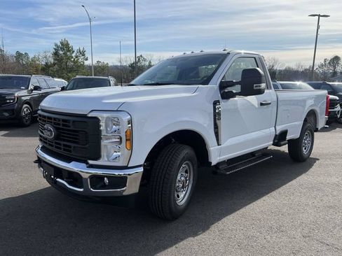 New 2026 Ford F250 XL w/ XL Chrome Package RWD image 7