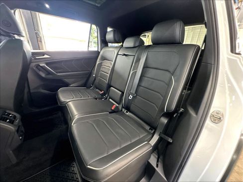 Used 2023 Volkswagen Tiguan SEL R-Line AWD/4WD image 25